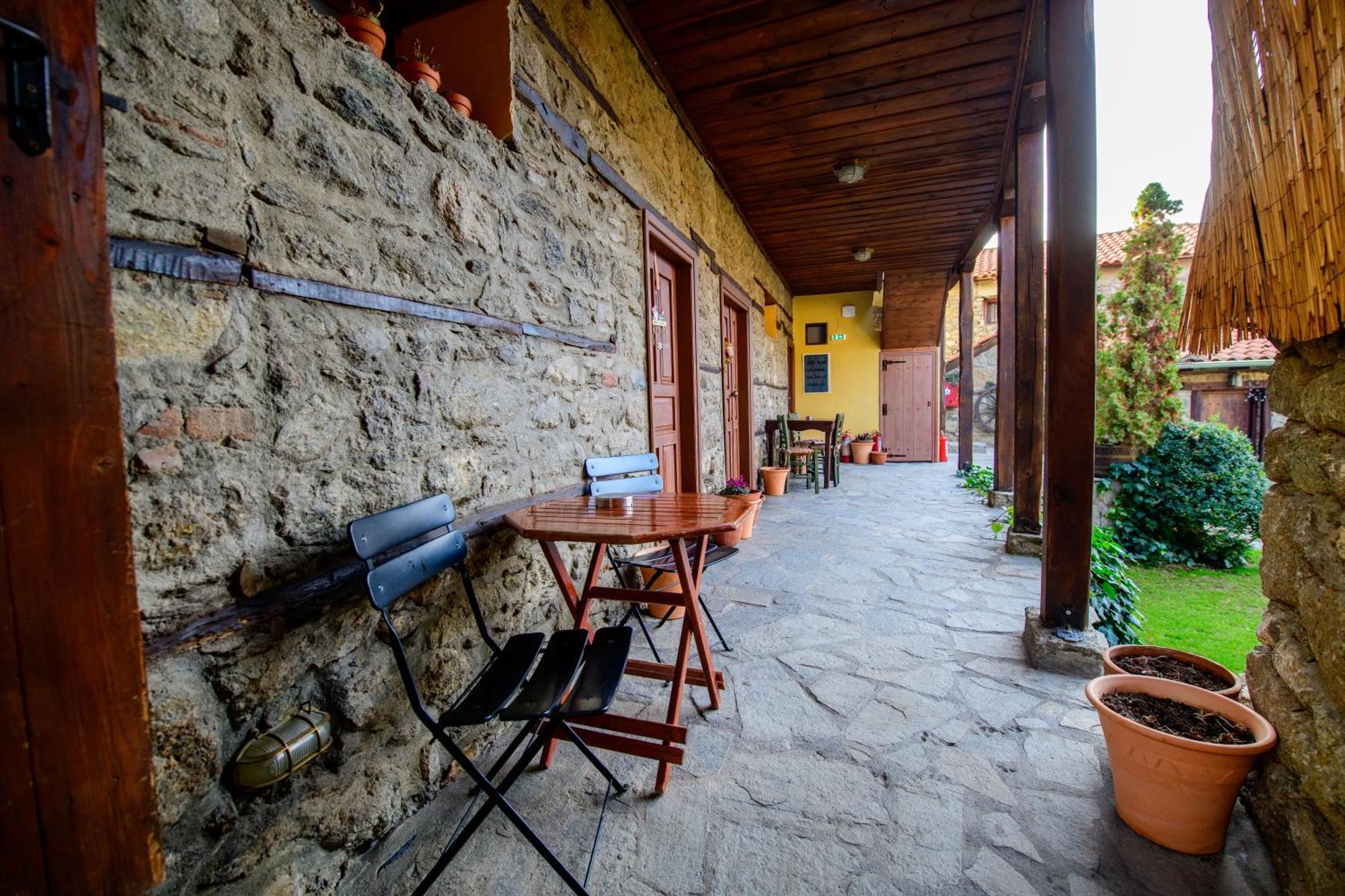 Hotel Agios Germanos Exterior foto