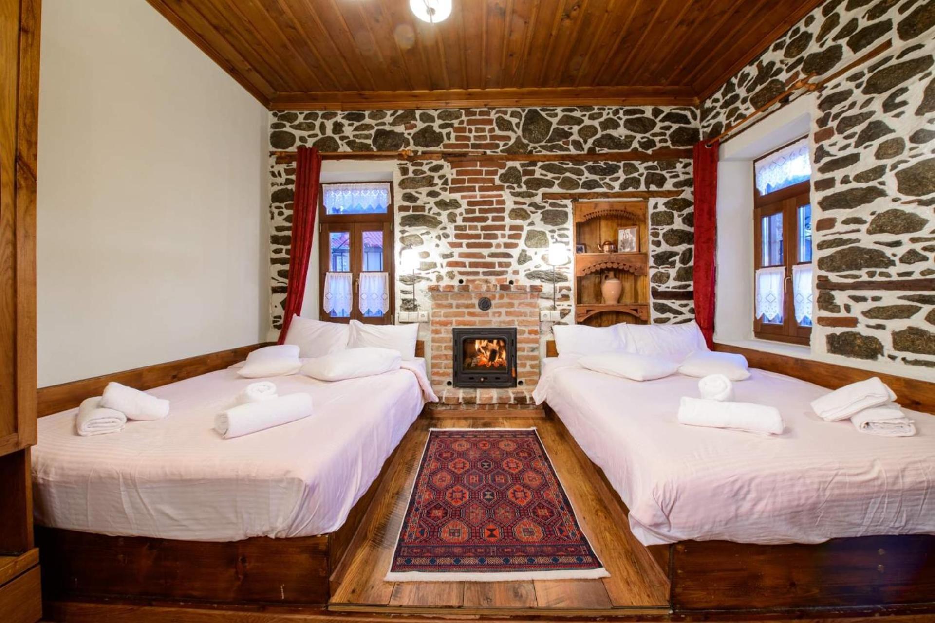 Hotel Agios Germanos Exterior foto